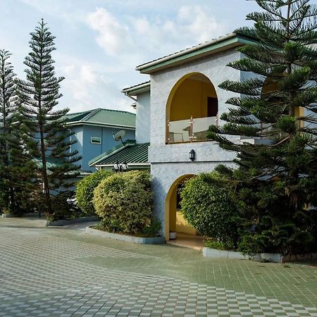 Takako Court Luxury Houses & Apartments, East Legon Accra Buitenkant foto