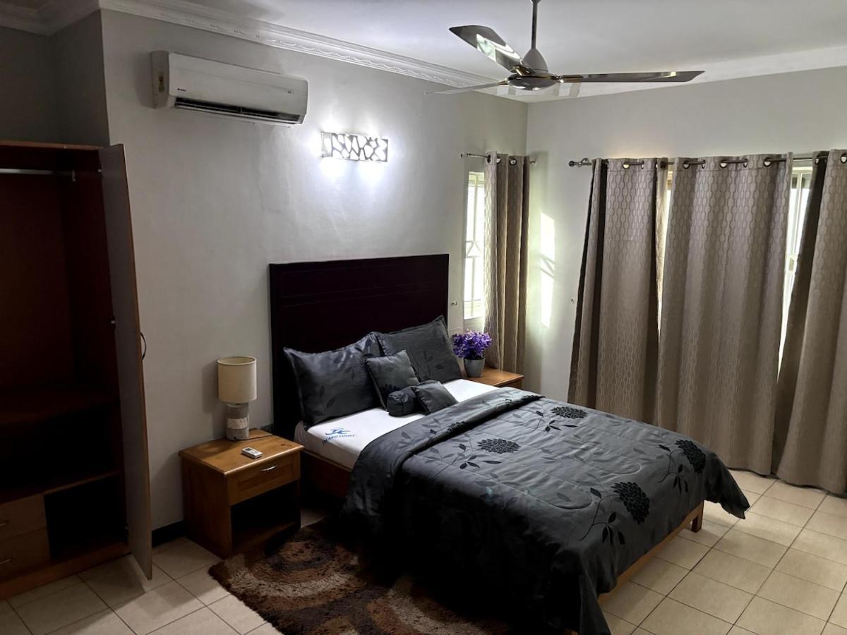 Takako Court Luxury Houses & Apartments, East Legon Accra Buitenkant foto